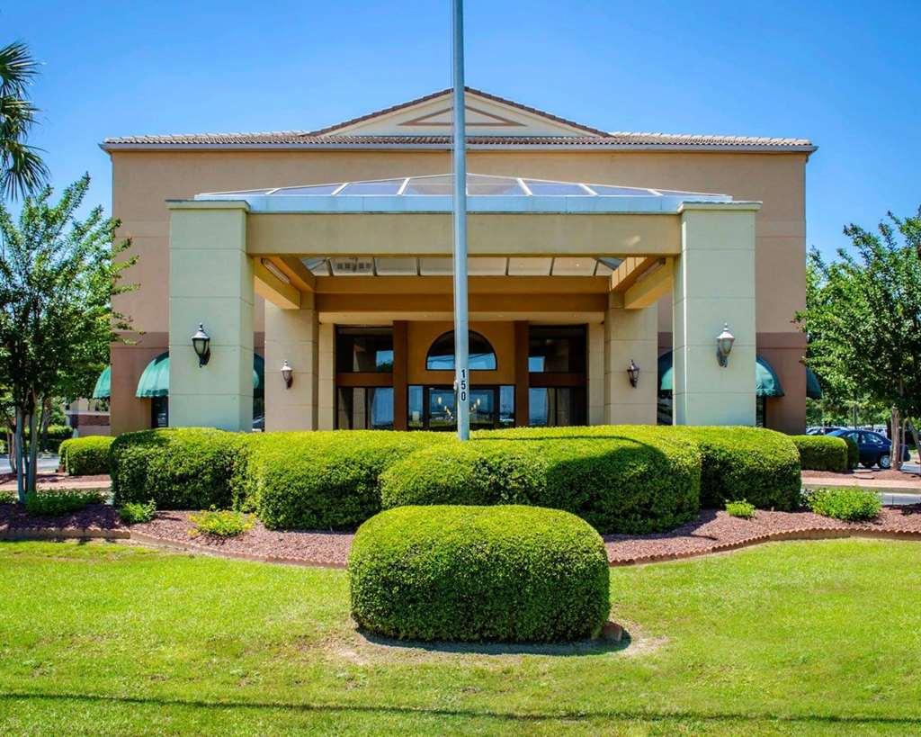 Quality Inn & Suites At Airport Blvd I-65 Mobile Exterior foto