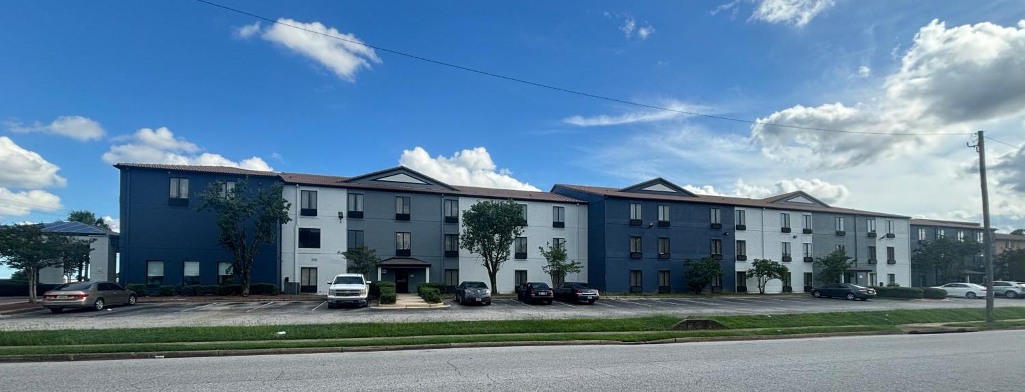 Quality Inn & Suites At Airport Blvd I-65 Mobile Exterior foto