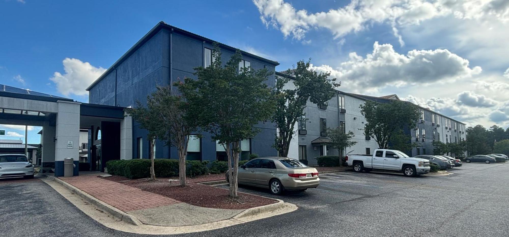 Quality Inn & Suites At Airport Blvd I-65 Mobile Exterior foto