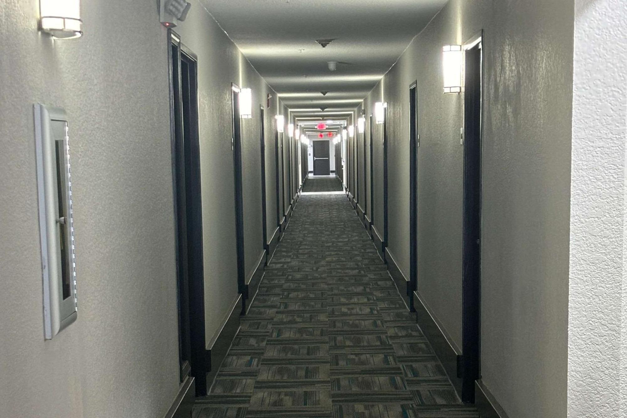 Quality Inn & Suites At Airport Blvd I-65 Mobile Exterior foto